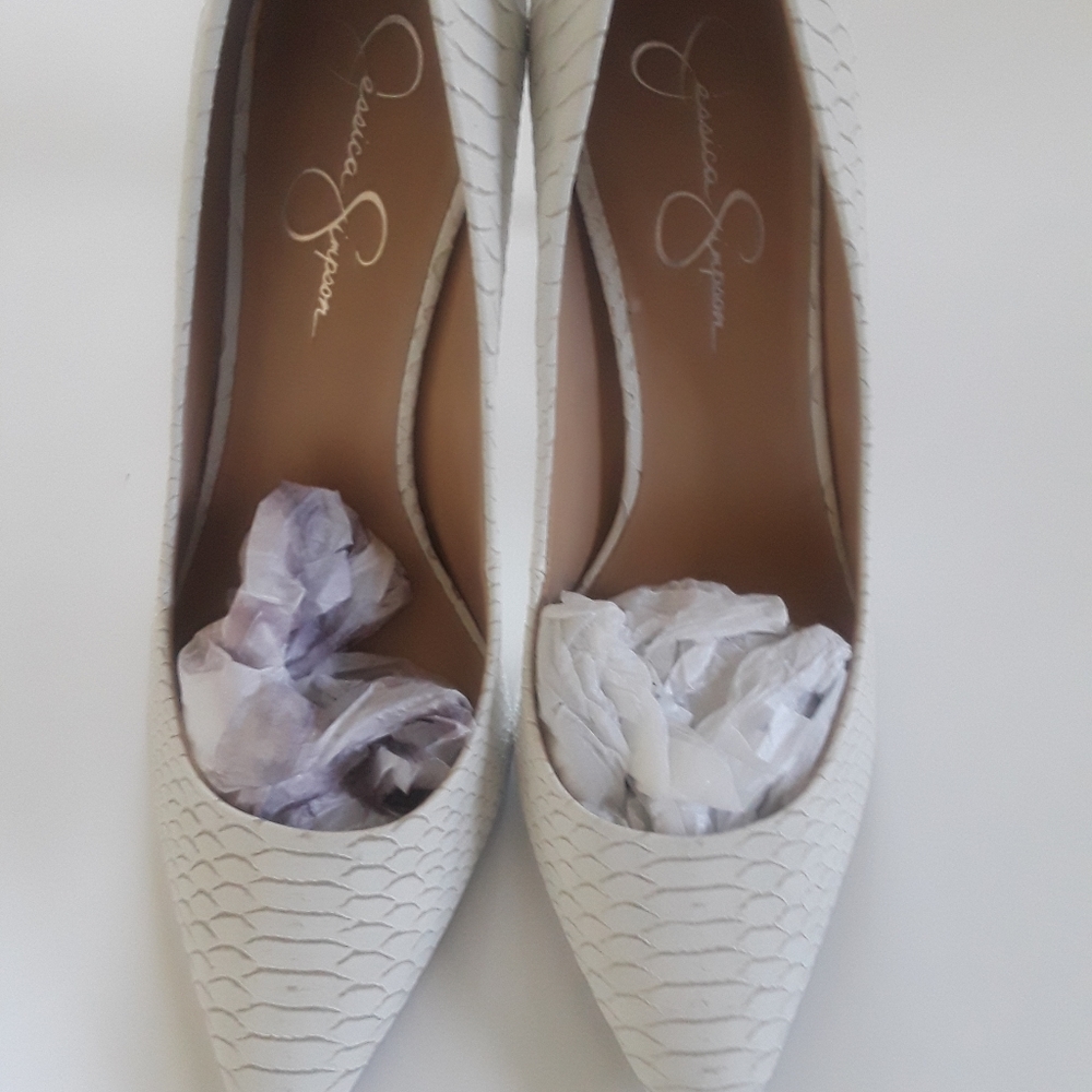 Shoes - Picture 2 of 2